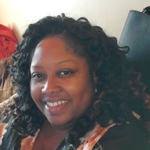 Meet your Posher, Keisha